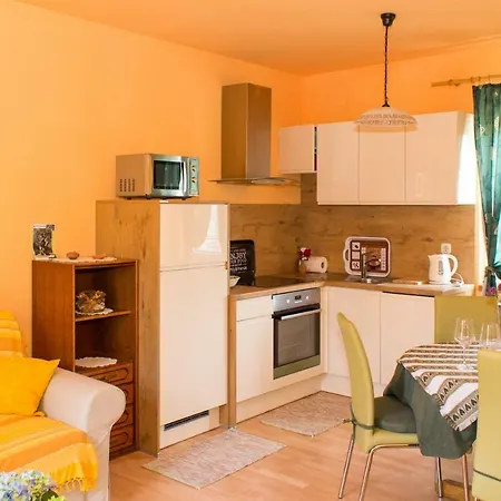 Apartmani Danja Kastela Exterior photo