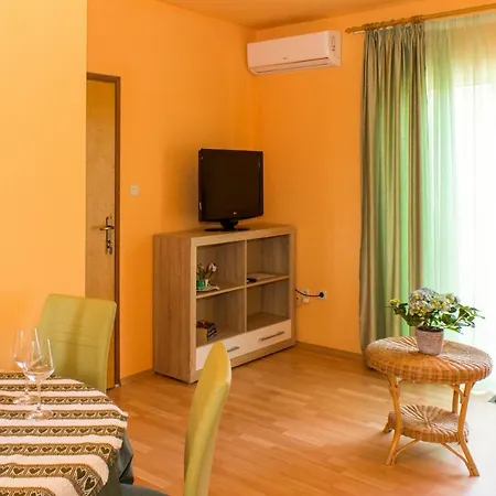 Apartmani Danja Kastela Exterior photo